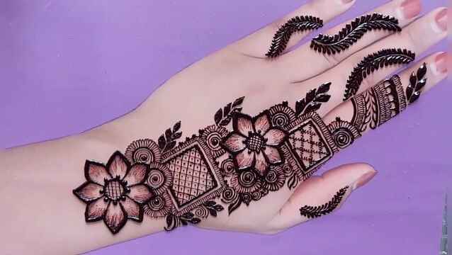 Easy Arabic Mehndi Design